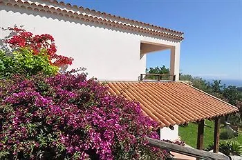 *** מלון Capo dʼOrlando La Mia Valle איטליה